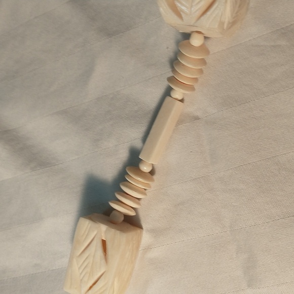 Bone Necklace Large Hand Cut - Picture 7 of 9